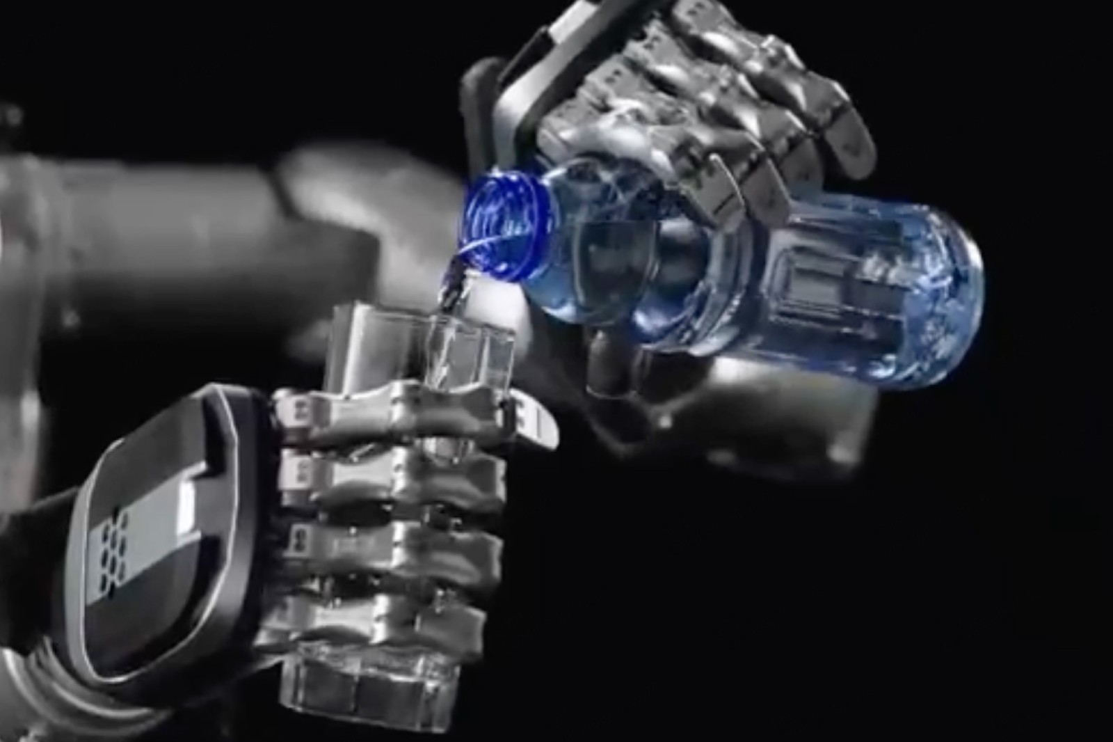 系列解读 | BG真人灵巧手家族亮相：高自由度的创新突破